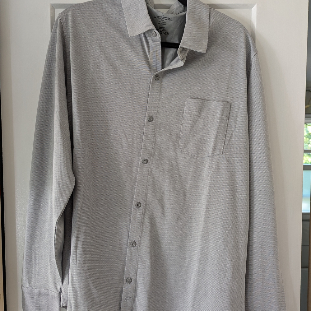 Men's Fabletics NWT Gray Long Sleeve Shirt